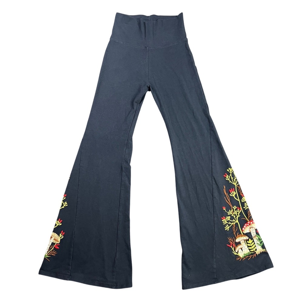T-Party Women's Small Y2K Foldover Flared Yoga Pants Embroidered Mushroom Black